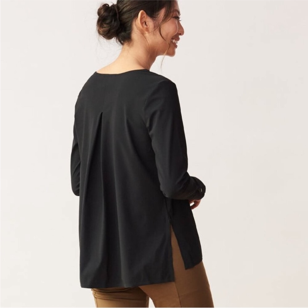 ADAY Dark Navy V-Neck Blouse - Picture 2 of 6